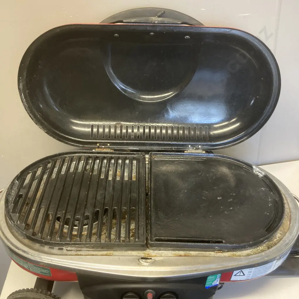 Coleman Road Trip Grill LXE, Red Colour Image 1++