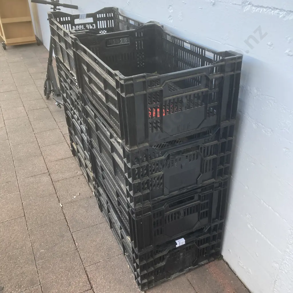 8x Black Plastic Crates H24.5,W59,D39cm. Image 1++