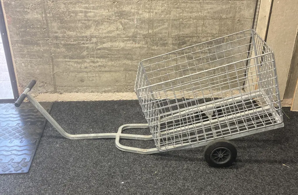Galv Steel & Mesh Handcart With Solid Rubber Tyres 150 x 54 (Cage H49 W77 D47cm) Image 1++