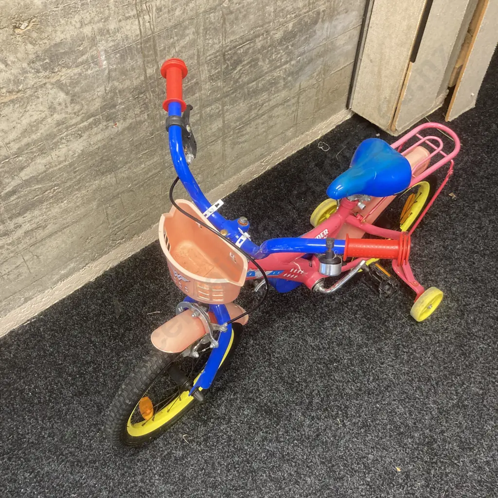 Wonder Woman Kids Bike With Training Wheels Image 1++