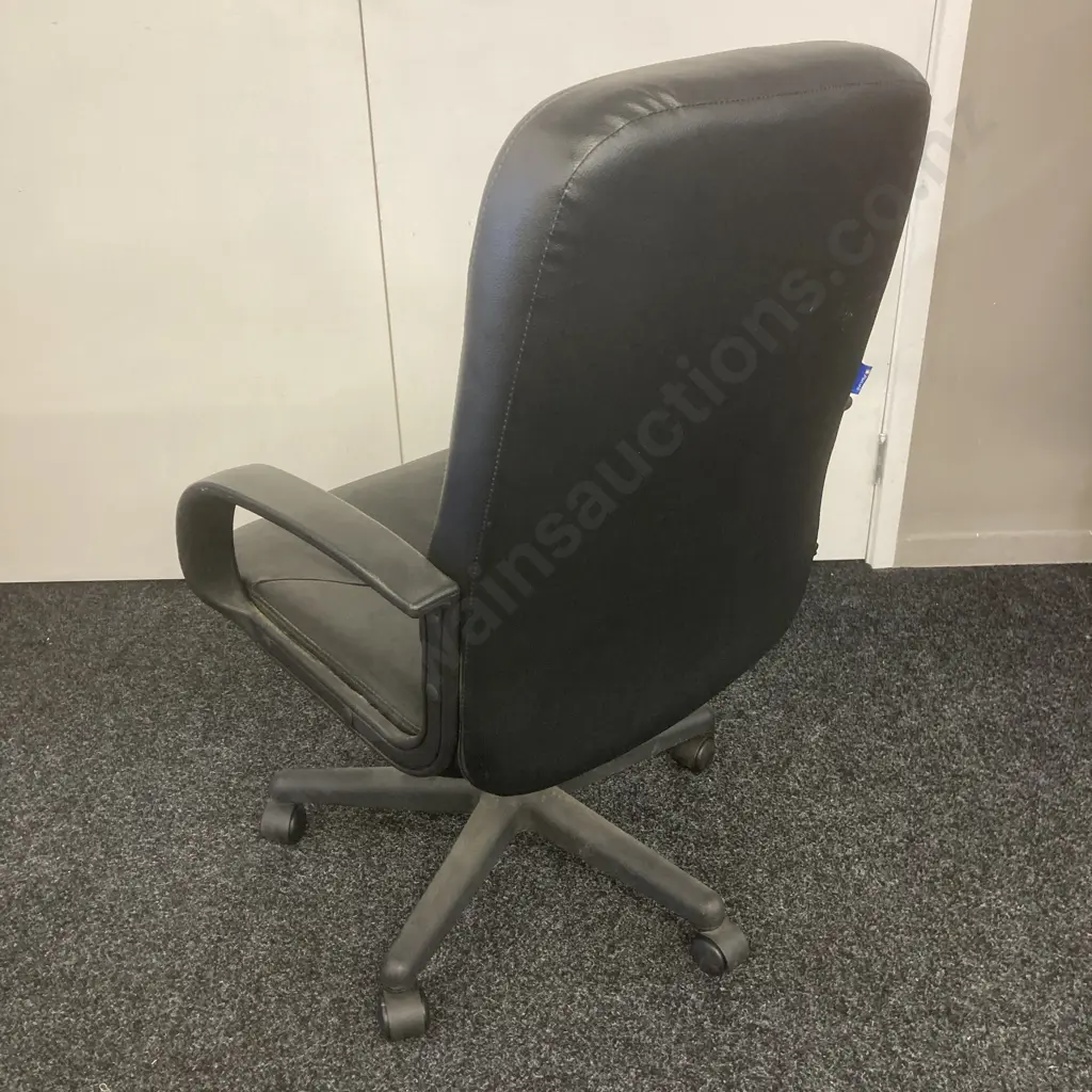 Avant Black Leather Effect Desk Chair Image 1++