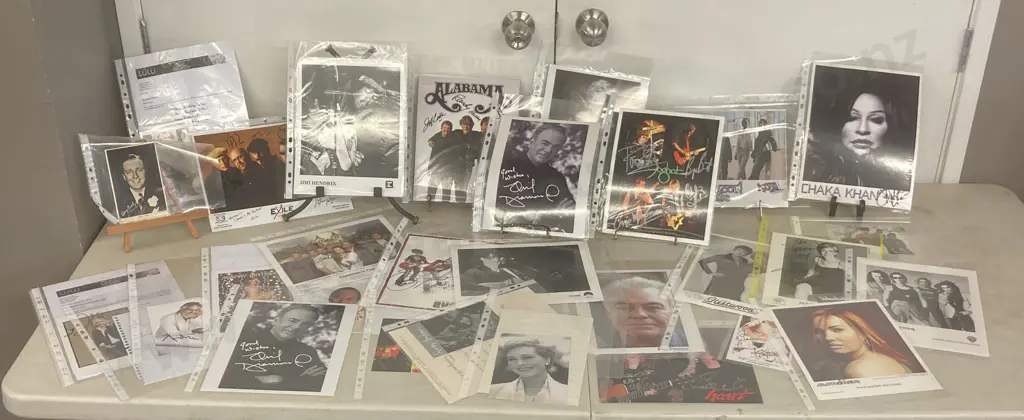 Musicians, Bands Autographs, Correspondence, Signed Photos Etc Image 1++