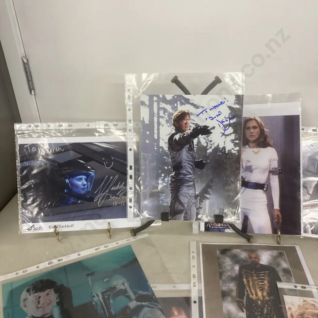 Sci Fi, Star Trek, Buck Rogers, Starship Troopers Etc Autographs, Signed Photos Etc Image 1++