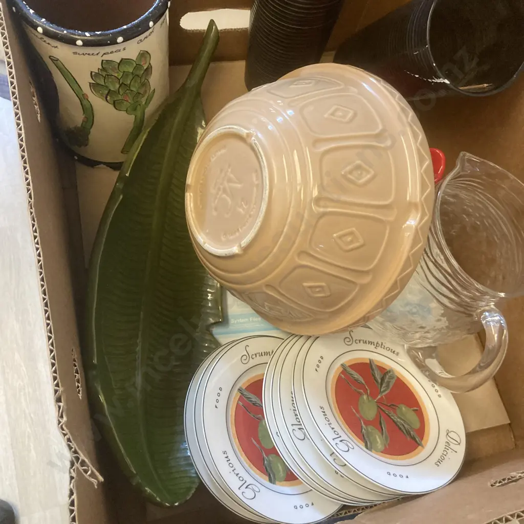 Box of Vases, Utensil Canister, Bowls Etc Image 1++