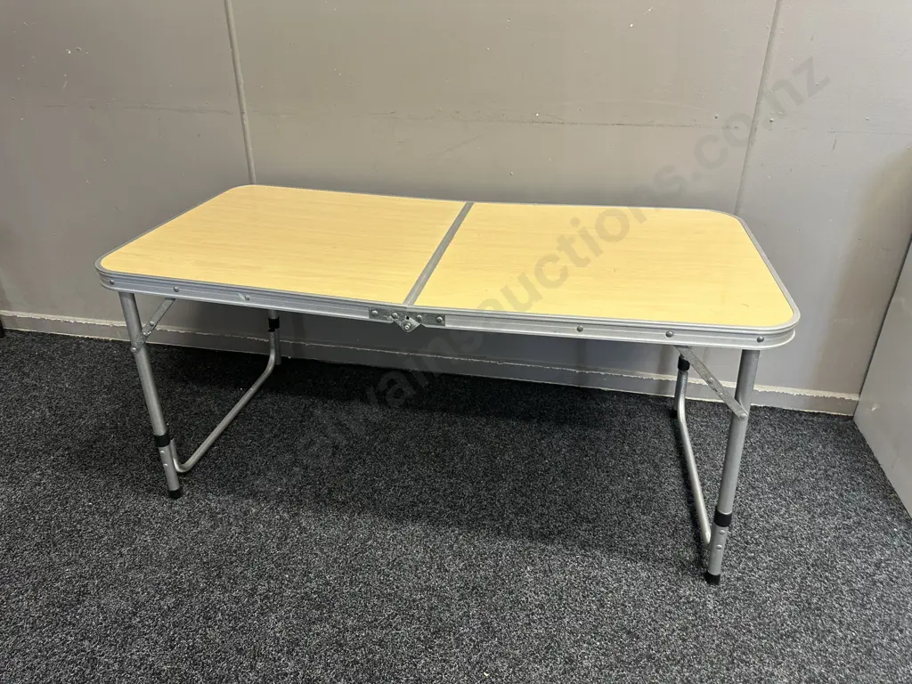 Small Fold Up Trestle/ Table H53,L121,D60cm. Image 1++