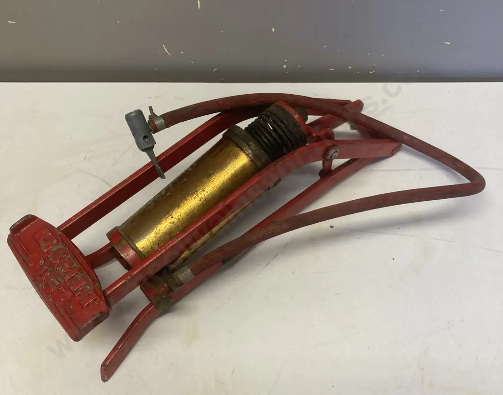 Vintage KISMET 85" Footpump - Model 32, Sheffield England Image 1++