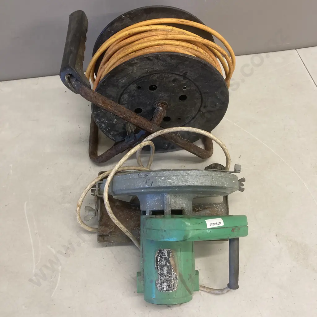Hitachi FK-7 Circular Saw & Electric Lead On Reel Image 1++
