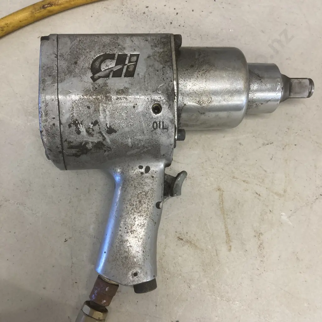 3 /4" Campbell Hausfield Air Impact Wrench Model PL1586, 19.1mm Image 1++
