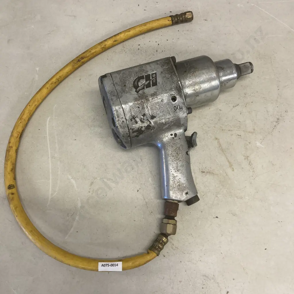 3 /4" Campbell Hausfield Air Impact Wrench Model PL1586, 19.1mm Image 1++