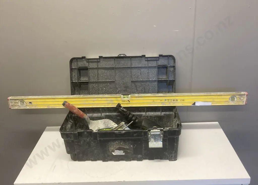 Plastic Toolbox, Tools & Stabila 96-2 122cm Builders Level Image 1++