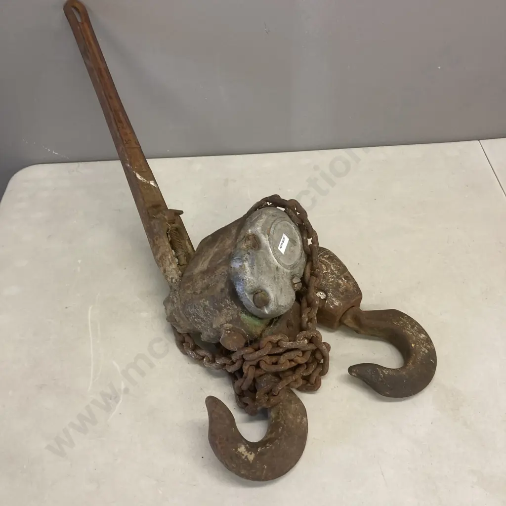 Lever Chain Hoist Image 1++