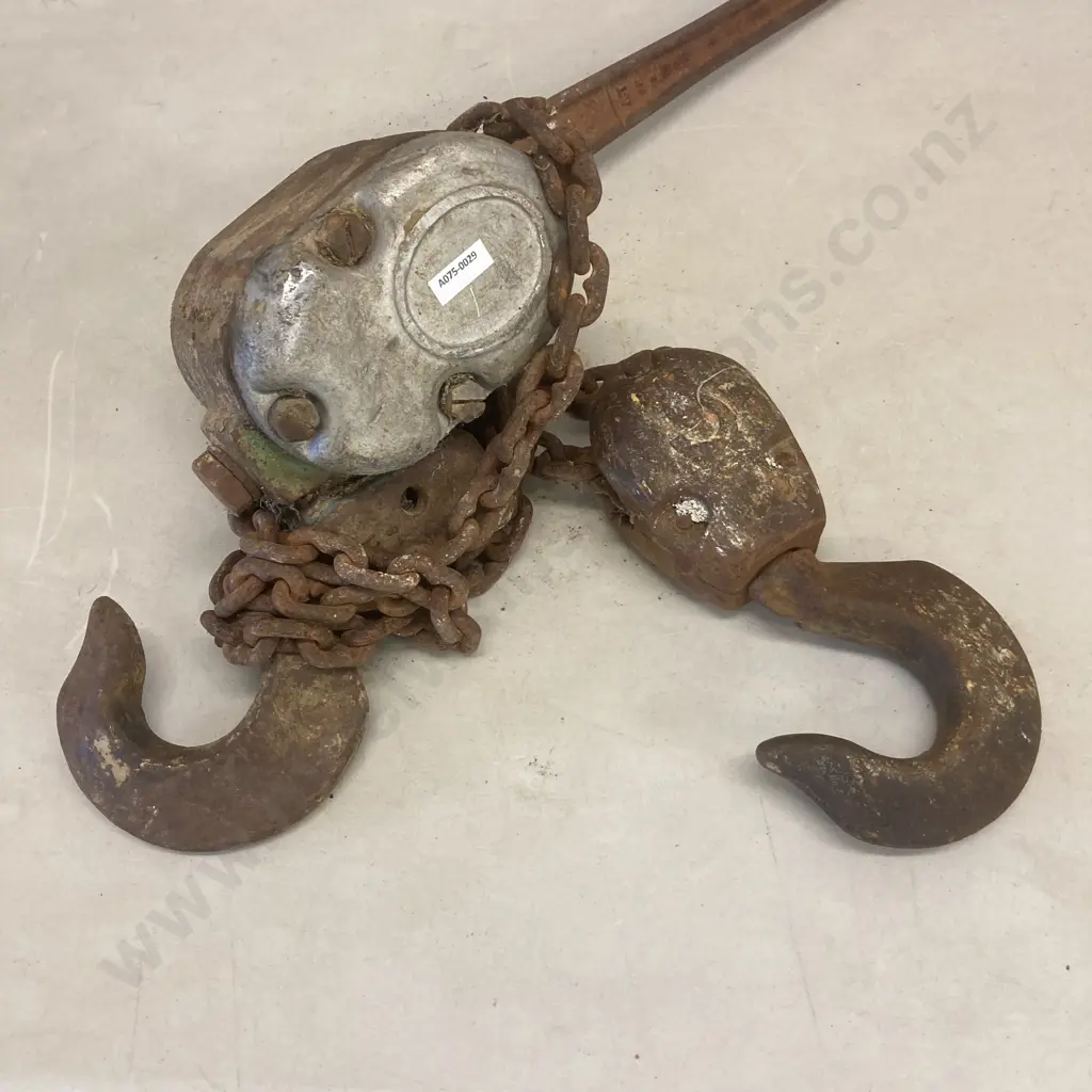 Lever Chain Hoist Image 1++