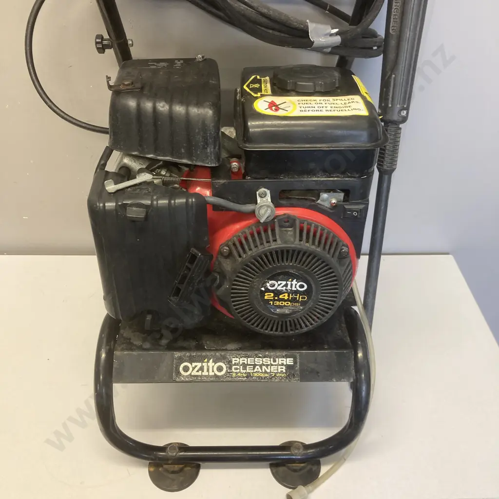 Ozito Pressure Cleaner - 2.4Hp 1300 Psi 7 l/min (FAULTY REFUND GIVEN) Image 1++
