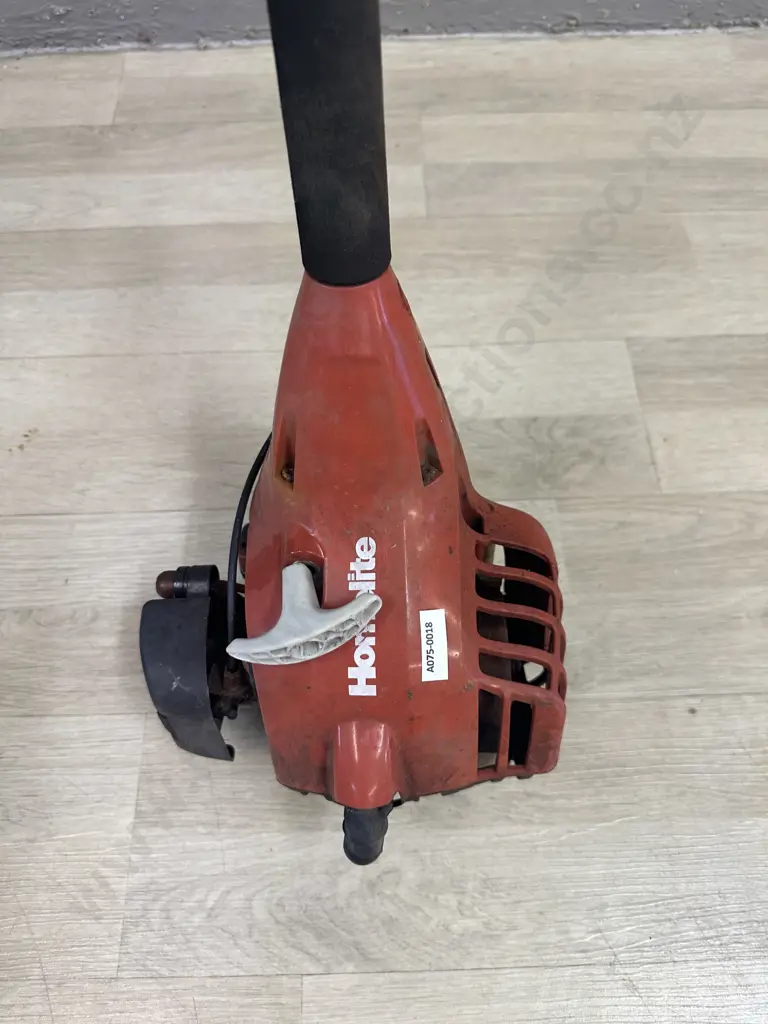 Homelite Petrol Line Trimmer Image 1++