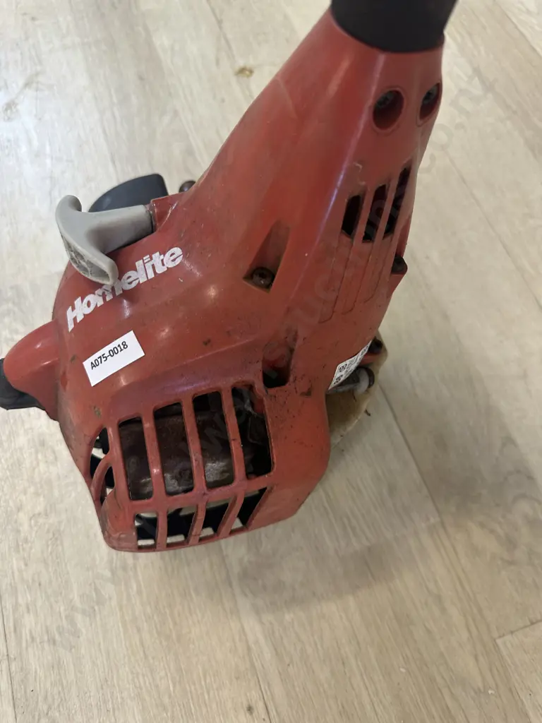 Homelite Petrol Line Trimmer Image 1++