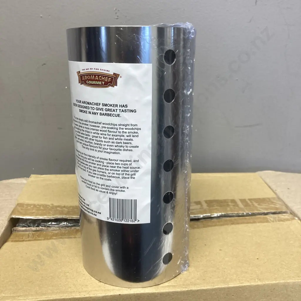 Box of 6 x New Aromachef Gourmet BBQ Hot Smoker Box - Stainless Steel, 10cm Image 1++