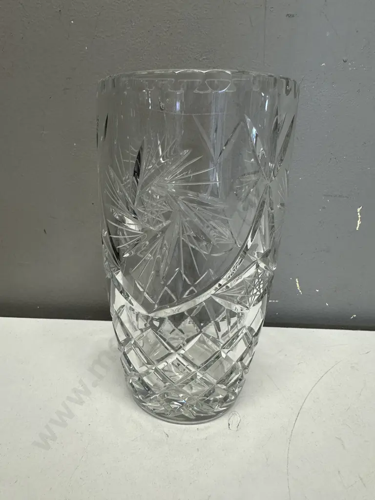 Vintage Lead Cut Crystal Vase H20cm. Image 1++