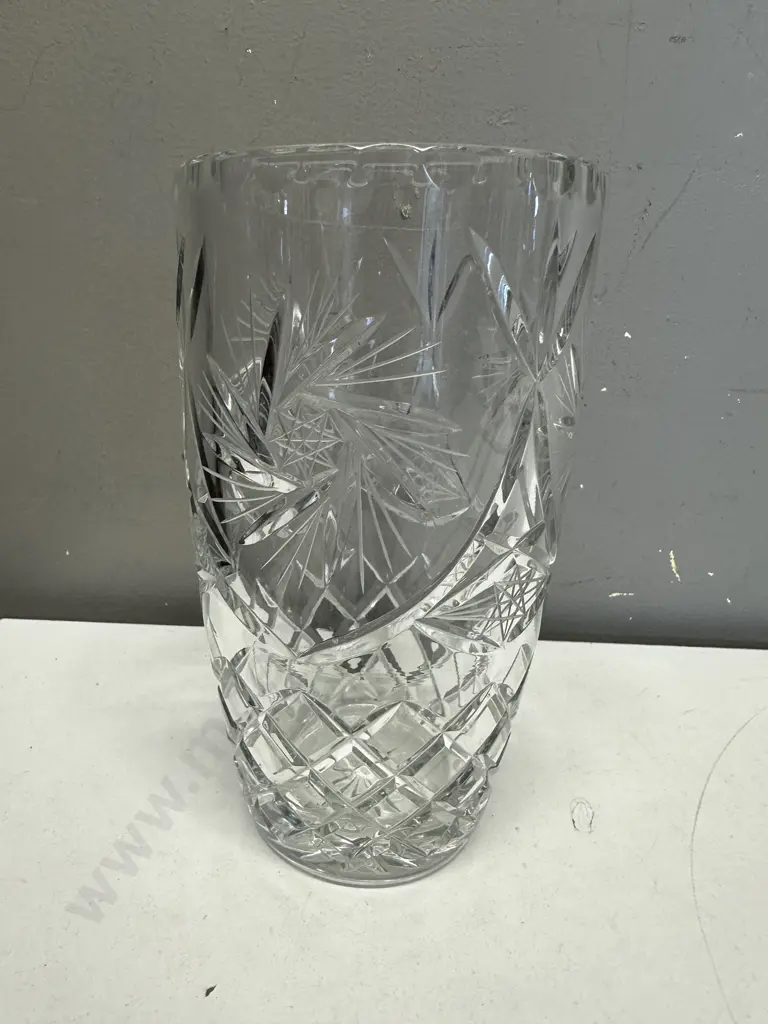 Vintage Lead Cut Crystal Vase H20cm. Image 1++
