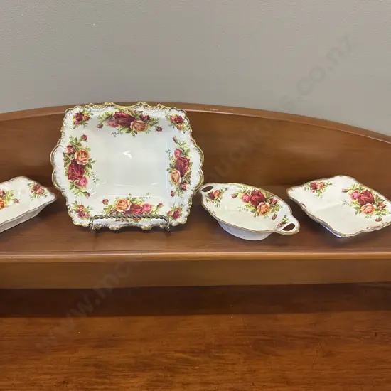  Royal Albert Old Country Roses Dishes Including Sweet Dish Etc