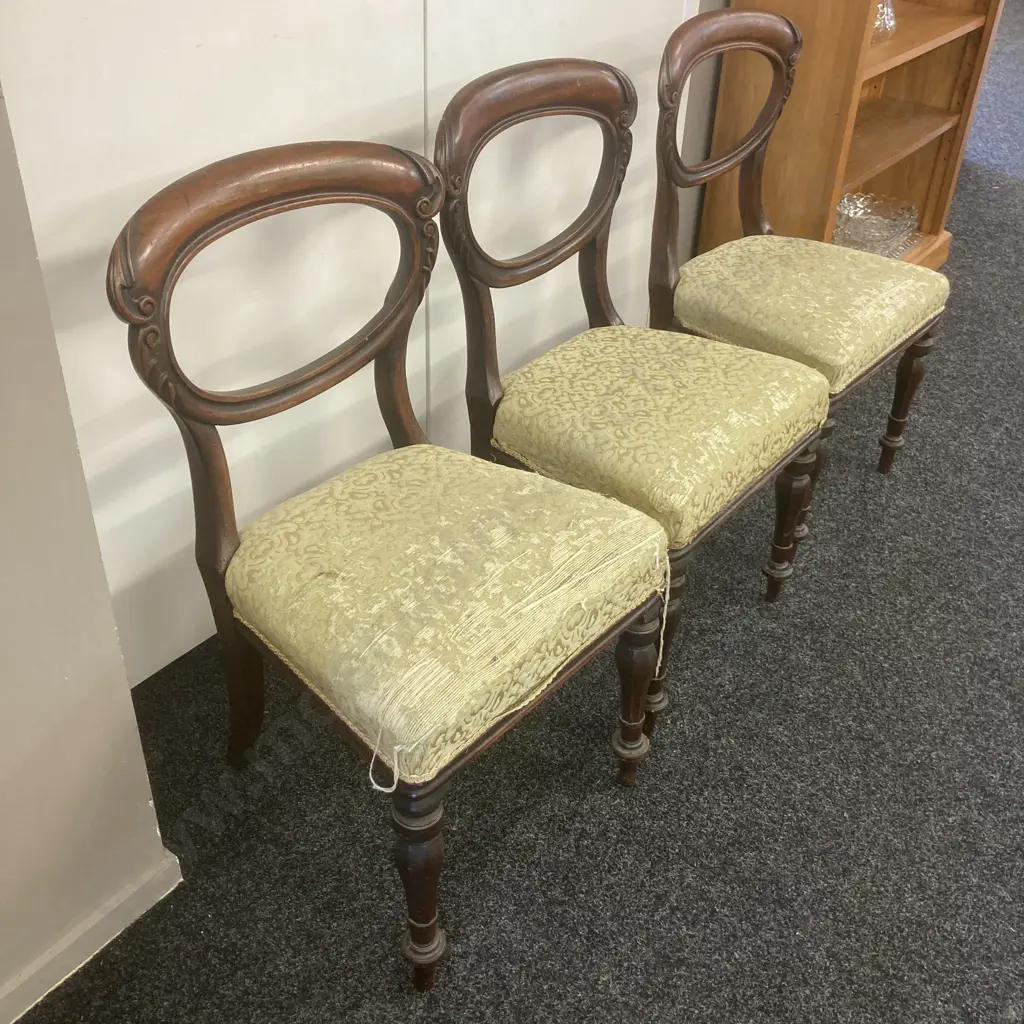 Set of 3 Antique Victorian Quality Mahogany Dining Chairs Image 1++