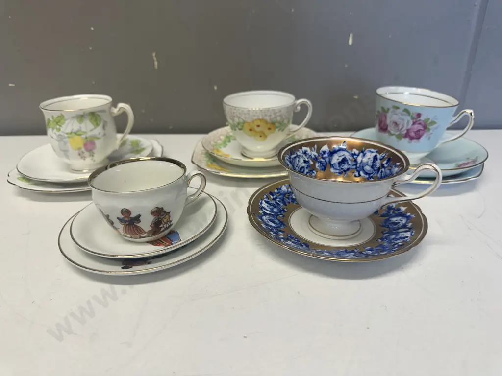 Vintage Trios x 4 & Duo x 1 Includes Royal Standard, Duchess Etc Image 1++