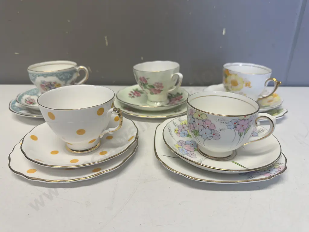 Vintage Trios x 5 Including Roslyn, Colclough Etc Image 1++