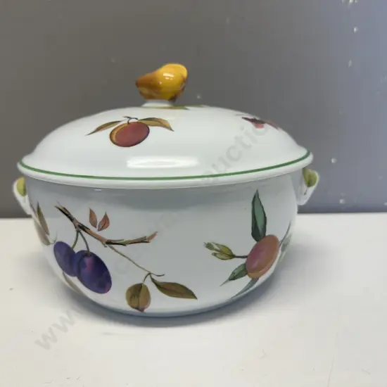 Royal Worcester Evesham Vale Lidded Casserole Dish