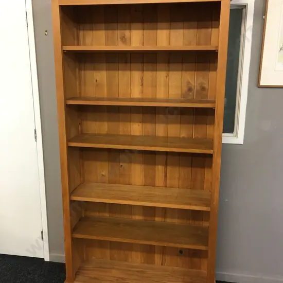 Rimu Bookcase With 5 Adjustable Shelves, Tongue & Groove Back. H190 W106 D37cm