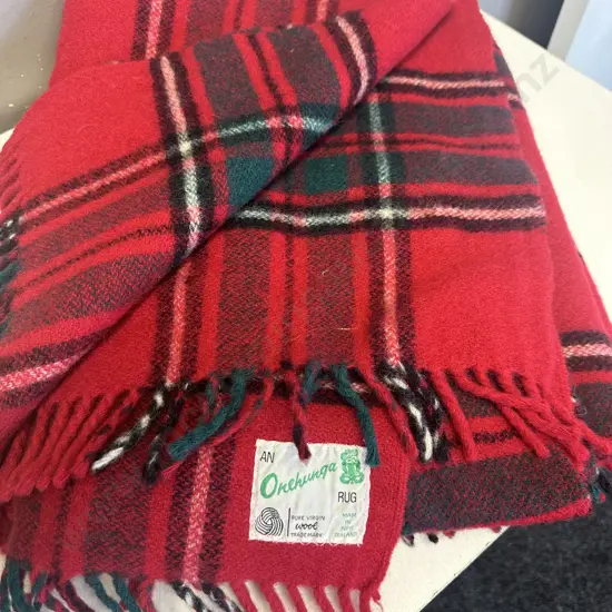 Onehunga Pure Virgin Wool Travel Rug - Red & Green