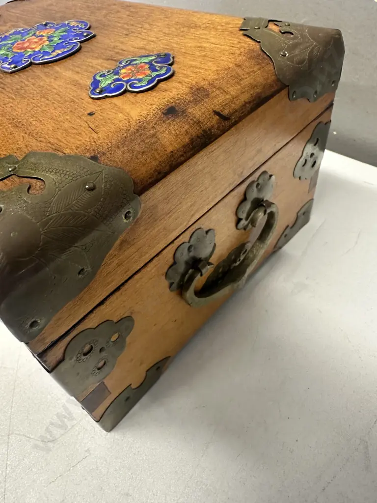 Vintage Wooden Chinese Jewellery Box With Brass Detail & Motifs H11,W23,D17cm. Image 1++