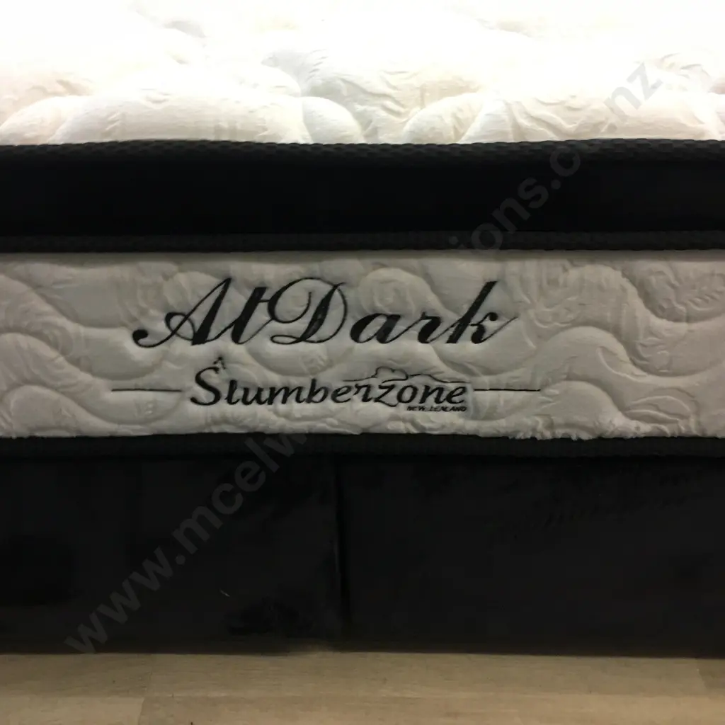 Slumberzone AtDark  King Size Bed, Split Base Image 1++