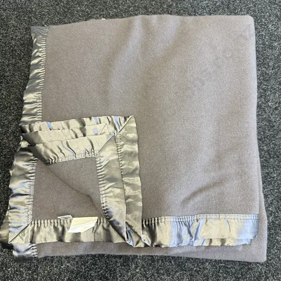 Pair of Woollen Double Blankets - Grey With Satin Edge