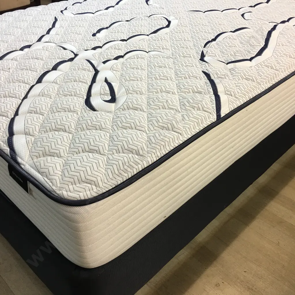 Sleepyhead Balance Queen Size Bed - Henley Extra Firm Image 1++