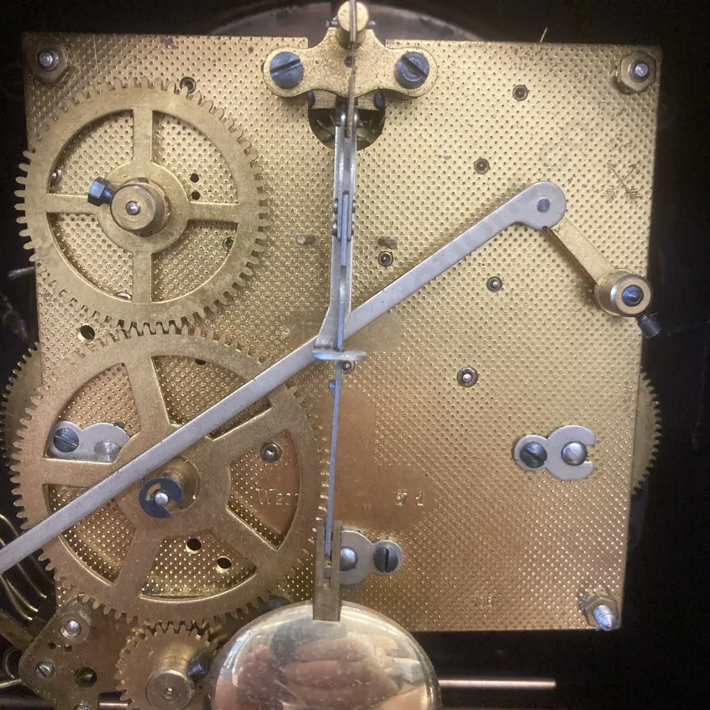 Vintage German HAC (Hamburg American Corporation) Art Deco Crossed Arrows Mantle Clock c1920s With Key Image 1++