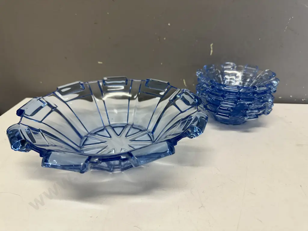 Art Deco Blue Glass Serving Bowl & Six Dessert Bowls Image 1++