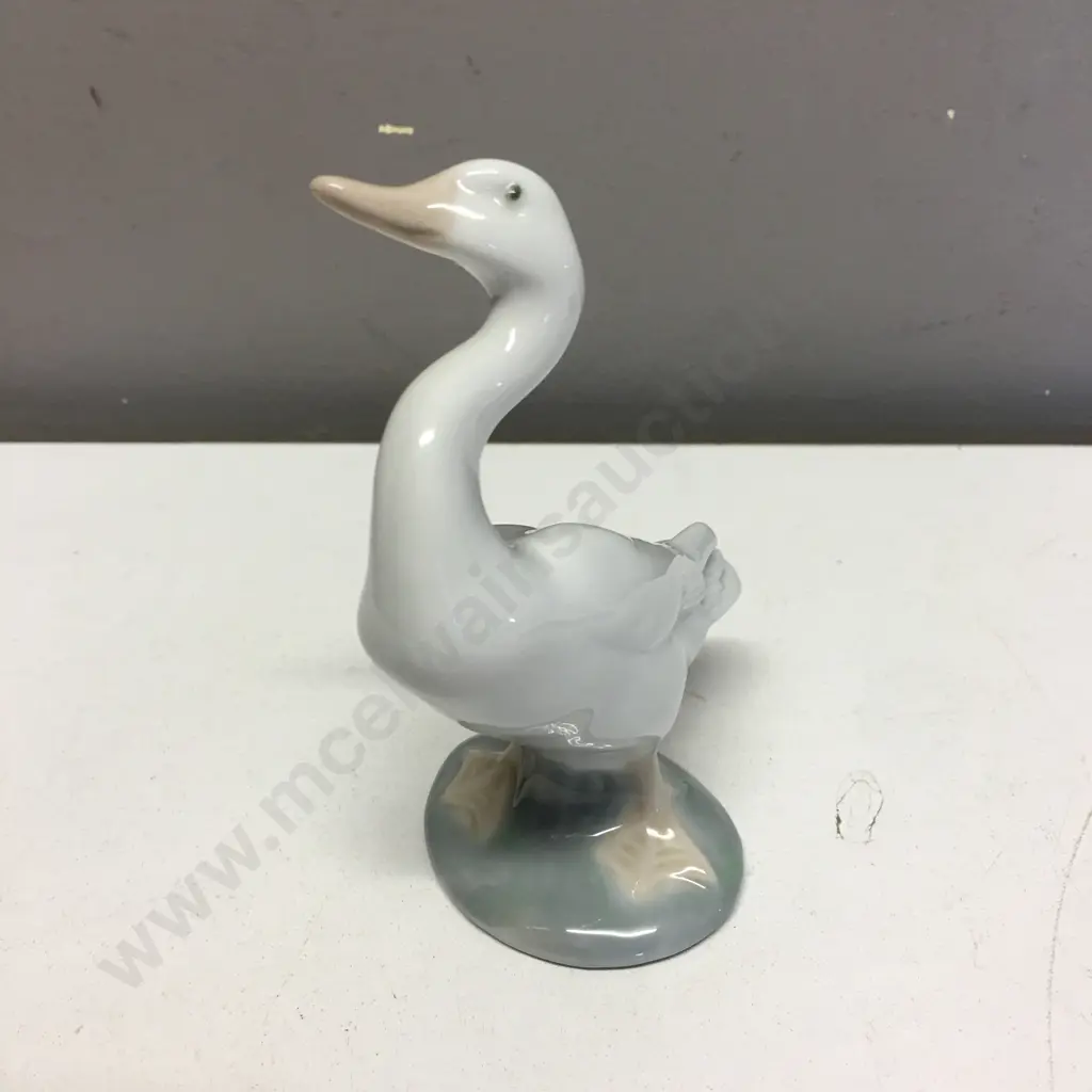 Vintage Lladro Goose Figurine A-29J. 13cm Image 1++