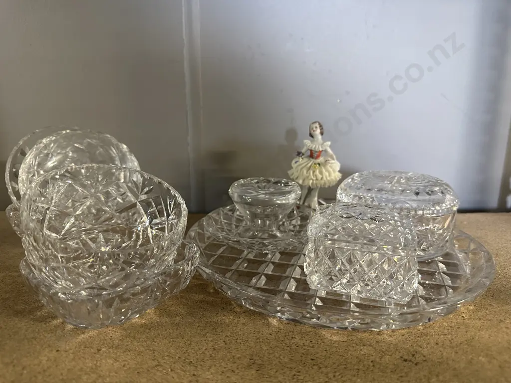 Selection Of Crystal Ware Including Trinket Dishes, Small Dishes Etc Image 1++