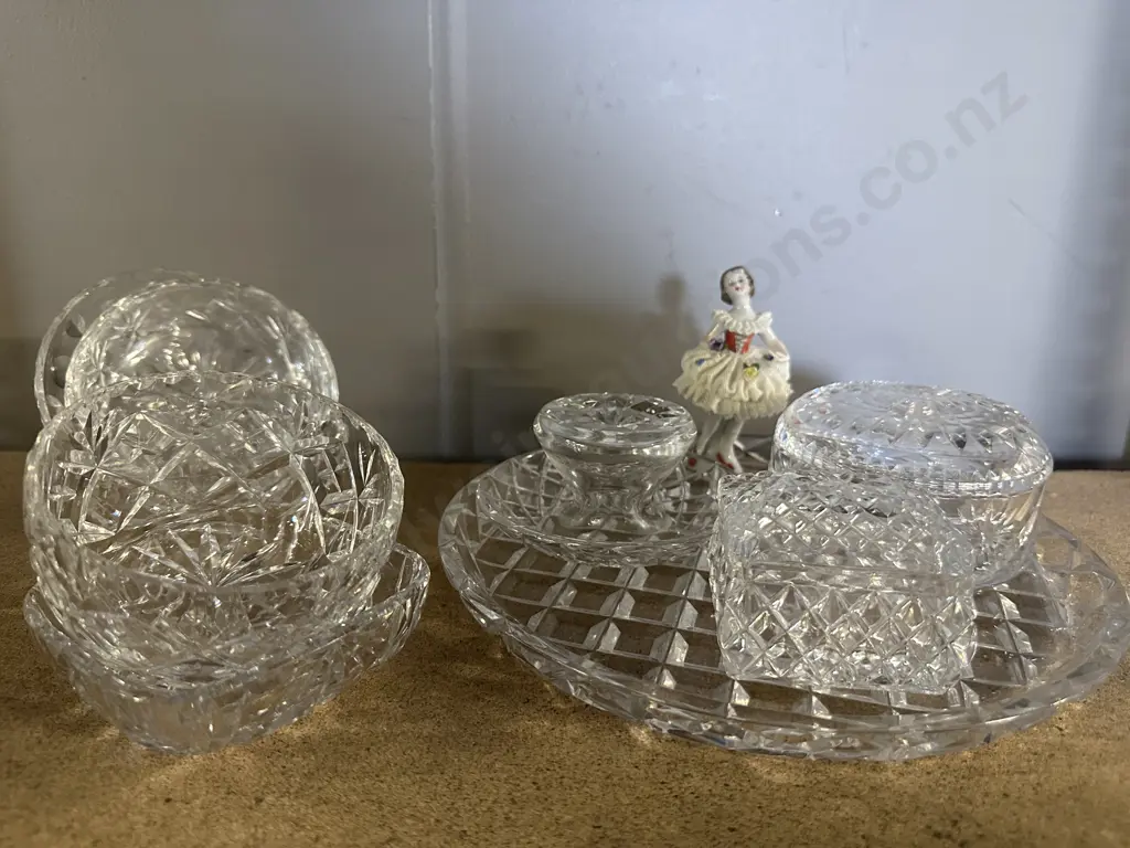 Selection Of Crystal Ware Including Trinket Dishes, Small Dishes Etc Image 1++