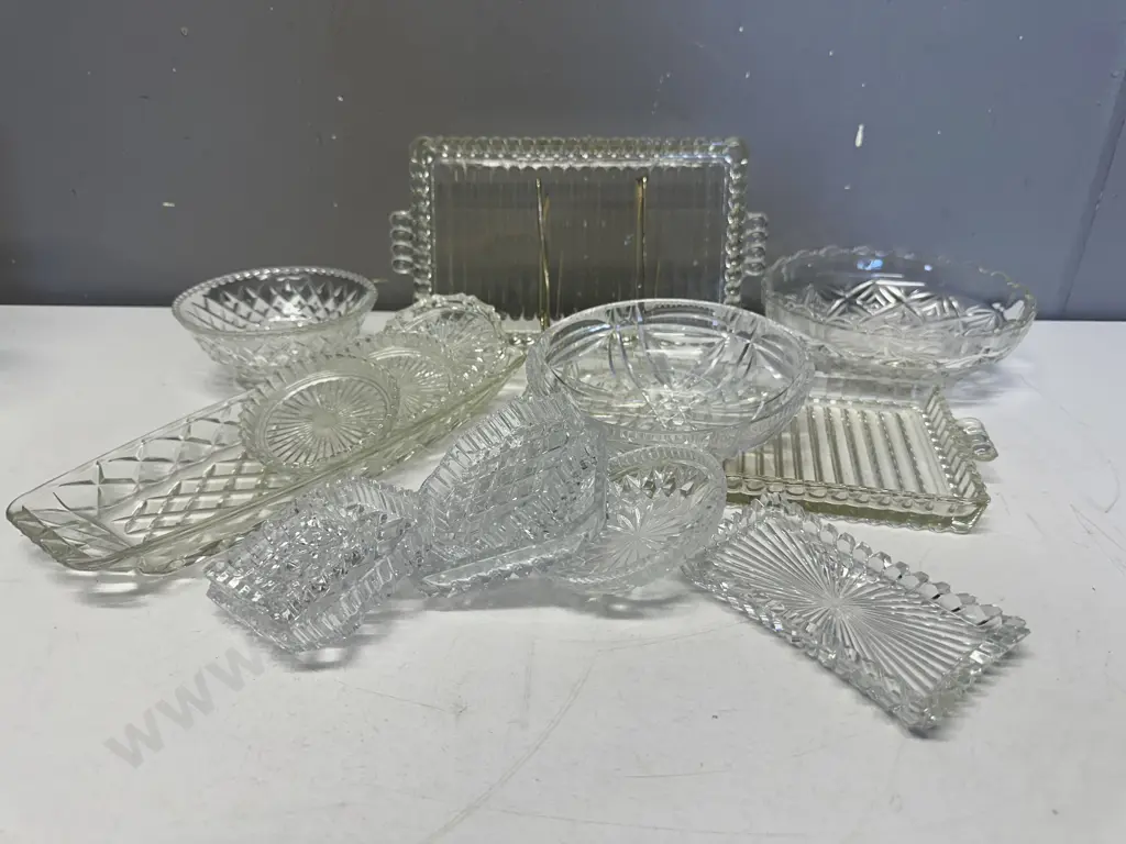 Selection Of Vintage Crystal & Glass Items Image 1++