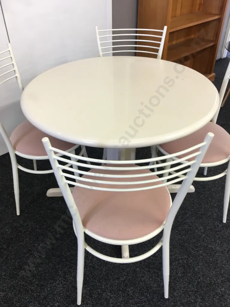 White Lacquered Round Table 72 x 90cm With 4 White Metal Chairs Image 1++