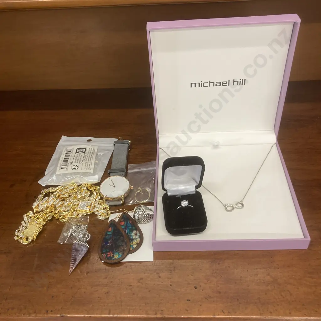 Michael Hill Boxed Infiniti Bond Necklace, New Costume Jewellery, Watch Etc Image 1++