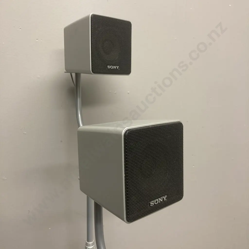 Sony Home Theatre - STR-K780 AV Receiver, Five x Speakers & Sub-Woofer Image 1++