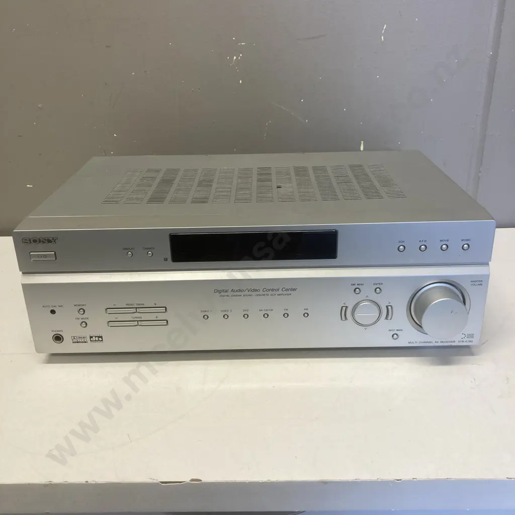 Sony Home Theatre - STR-K780 AV Receiver, Five x Speakers & Sub-Woofer Image 1++