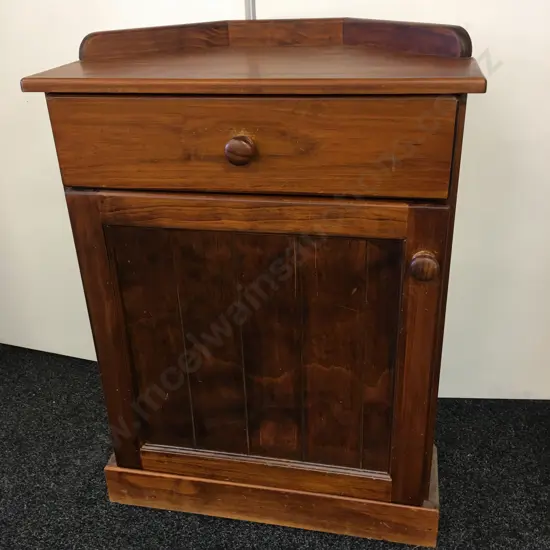 Pine Corner Unit, Single Door & Drawer, Knob Handles. H87 W62 D37cm