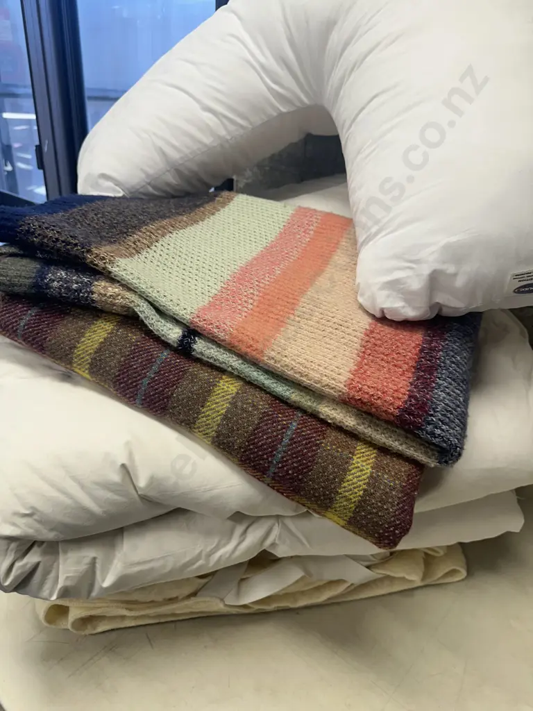 Assorted Single Size Linen, Cloud 9  Curved Pillow Etc Image 1++