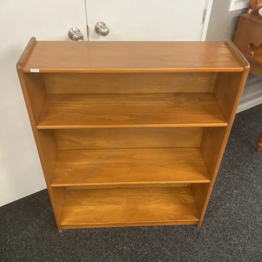 Pine Bookcase With 2 Adjustable Shelves. H101 W88 D27cm Image 1++