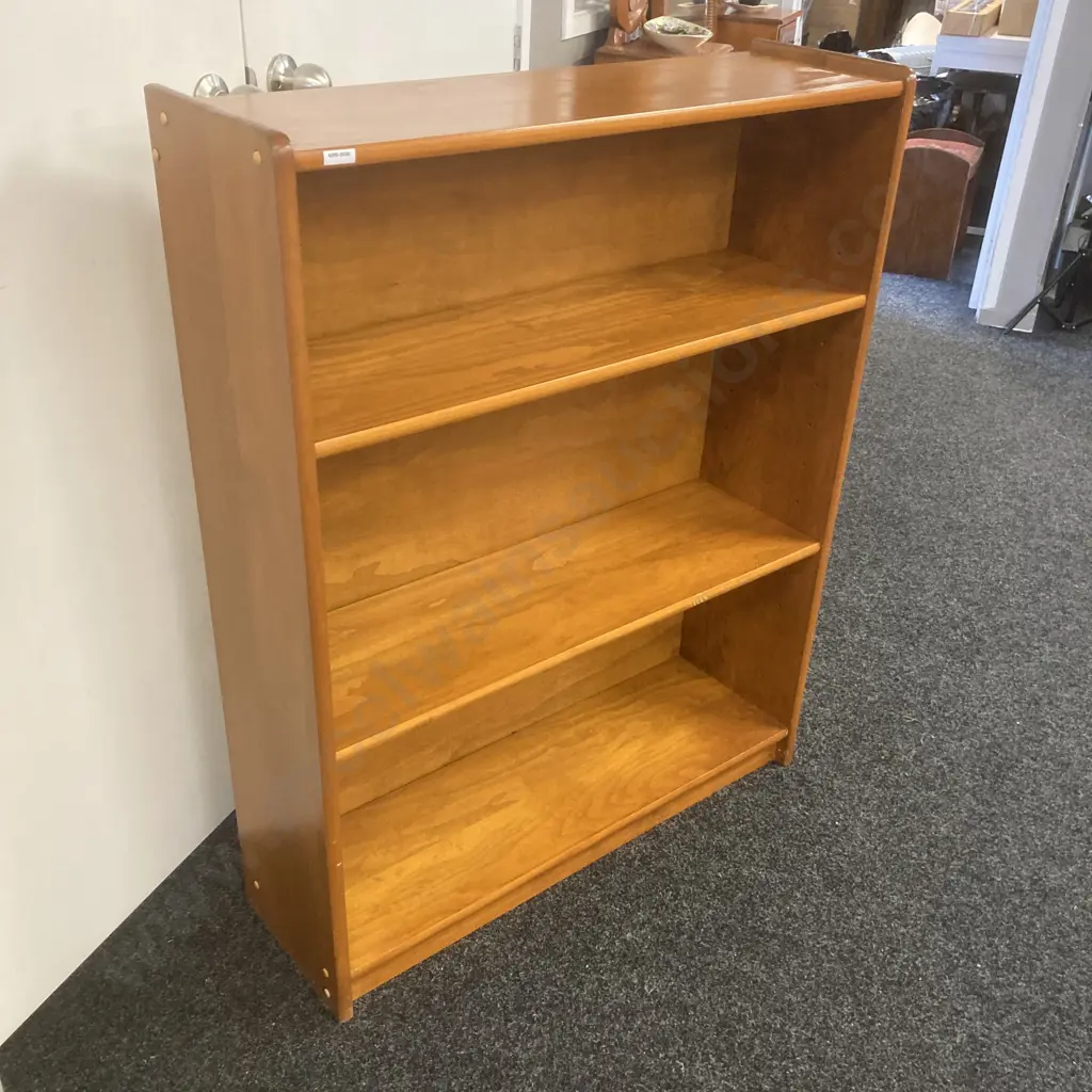 Pine Bookcase With 2 Adjustable Shelves. H101 W88 D27cm Image 1++