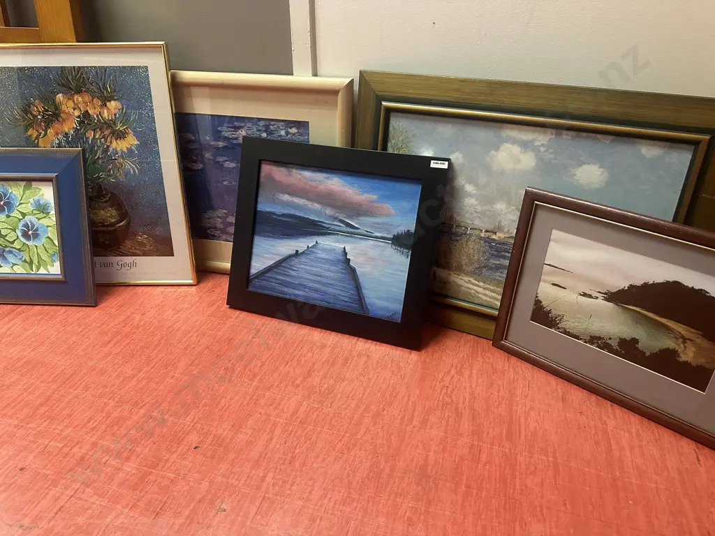 Selection Of Artwork Image 1++