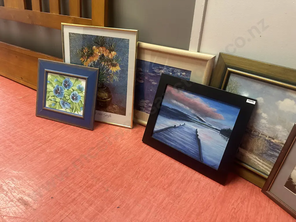 Selection Of Artwork Image 1++