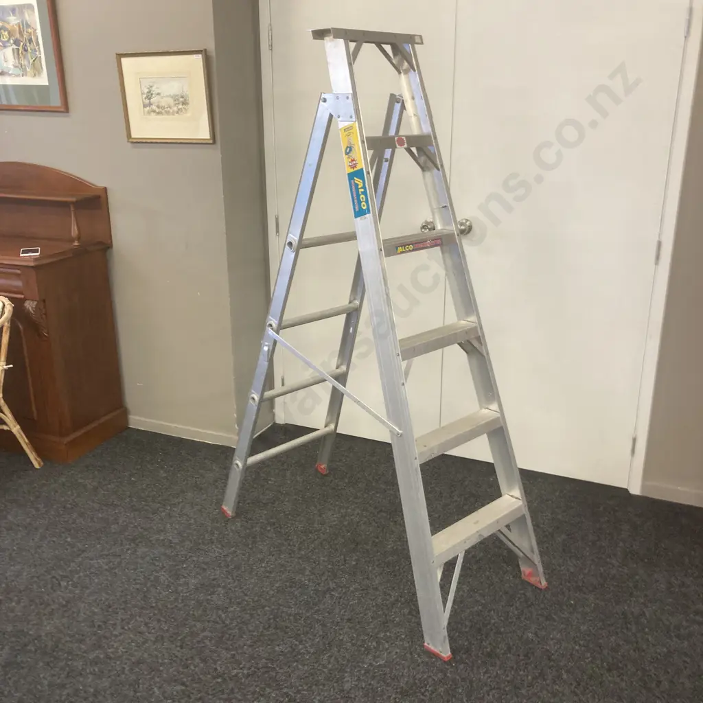 Alco Homemaster Domestic Combination Step Extension Ladder 1.70 - 3.04m 120Kg Image 1++